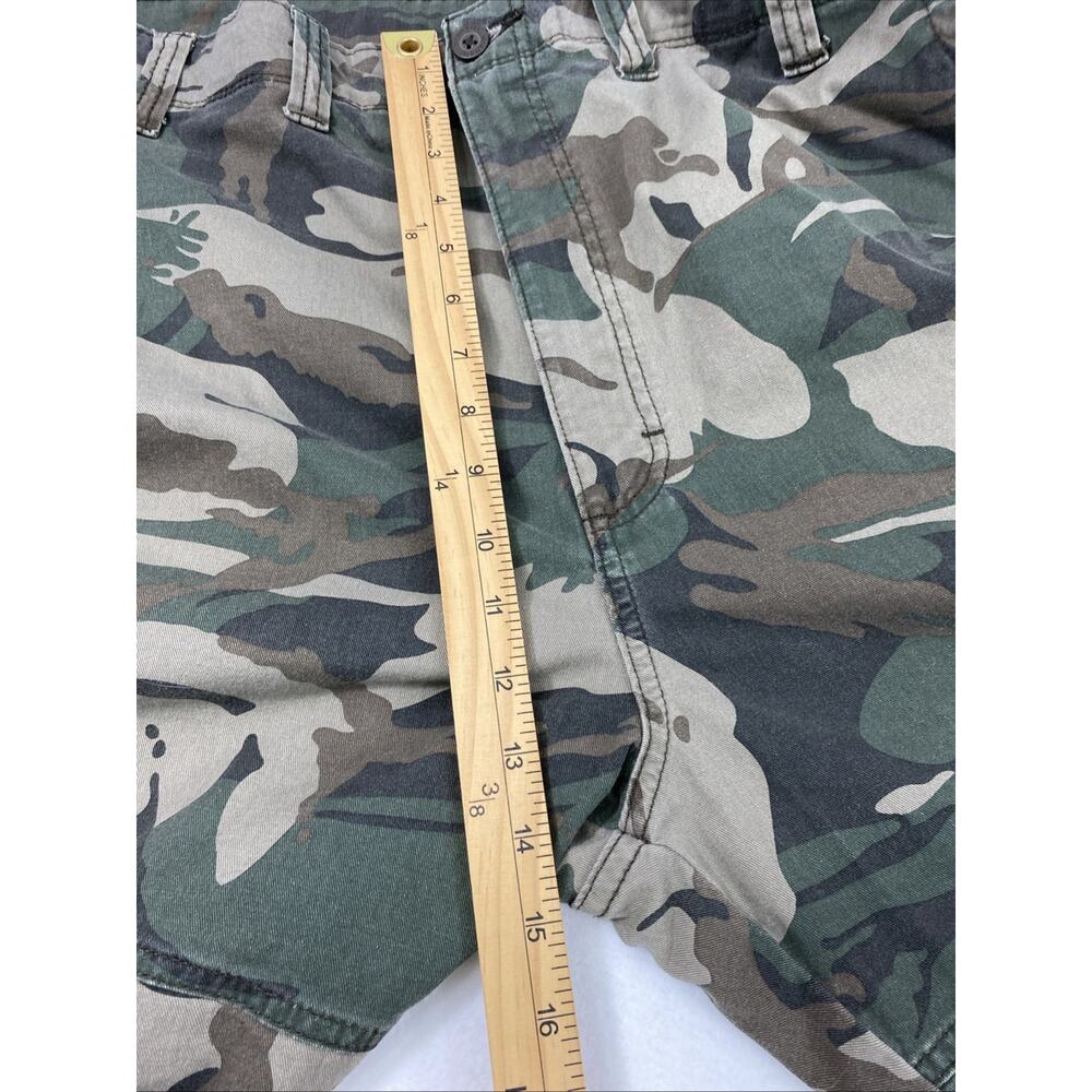 Wrangler Cargo Shorts‎ Mens Size 48 Camo Bermuda Relaxed Fit Outdoors Pockets - Picture 9 of 11